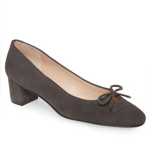 STUART WEITZMAN Gabby Bow Tie Suede Ballerina Pump in 9 
Grey